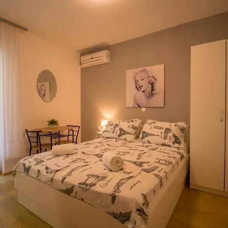 Manuela - Apartment
